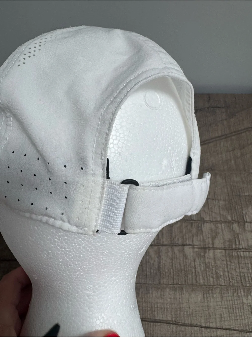 Nike White Baseball Cap with Black Swoosh
